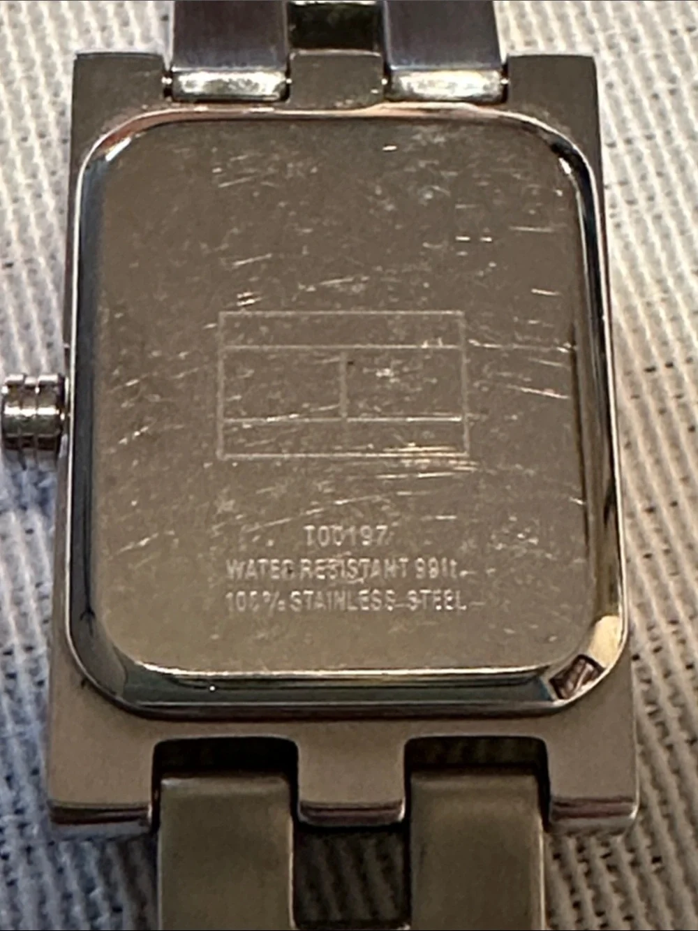 Tommy Hilfiger sleek rectangular